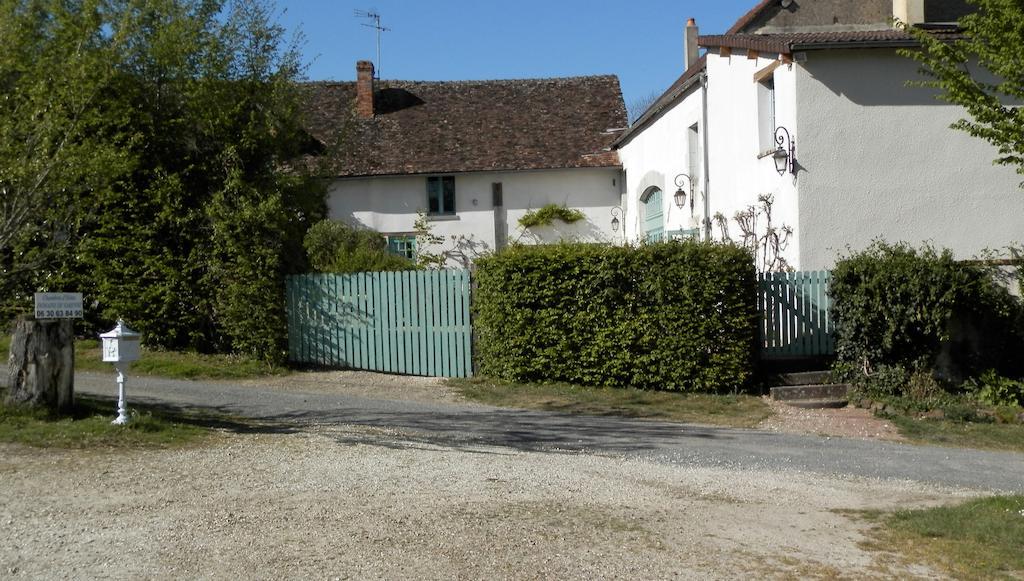 Domaine De Varenne Bed & Breakfast Saint-Amand-en-Puisaye Bagian luar foto